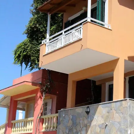 Apartment Holiday Dina Paramonas (Corfu)
